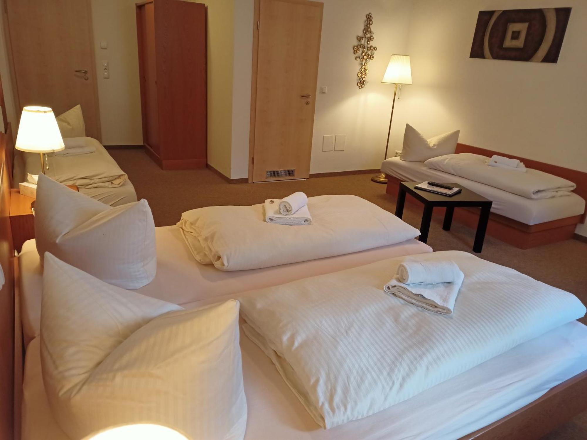 Hotel - Gasthof Erber Sinzing Exterior foto